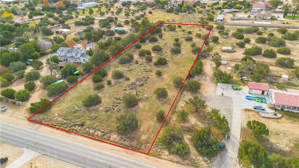 2330 W Avenue O, Palmdale, CA 93551 - #1