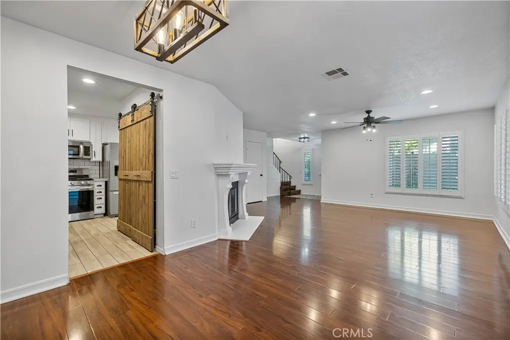 31311 The Old Road #B, Castaic, CA 91384 - #1