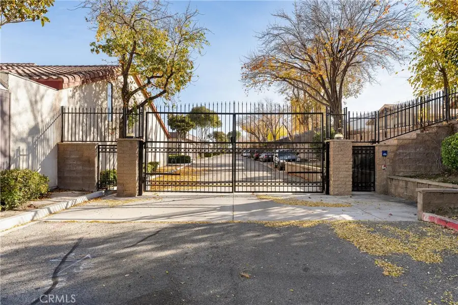 43334 W 32nd St #34 #34, Lancaster, CA 93536 - #3