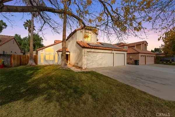 1555 Berkshire Drive, Palmdale, CA 93551