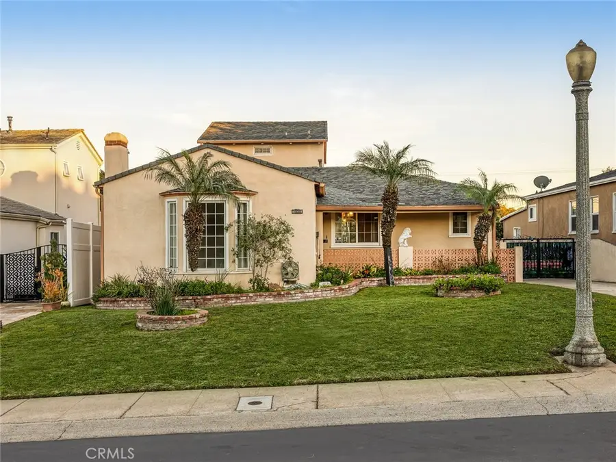 7820 Airlane Avenue, Los Angeles, CA 90045 - Image #2