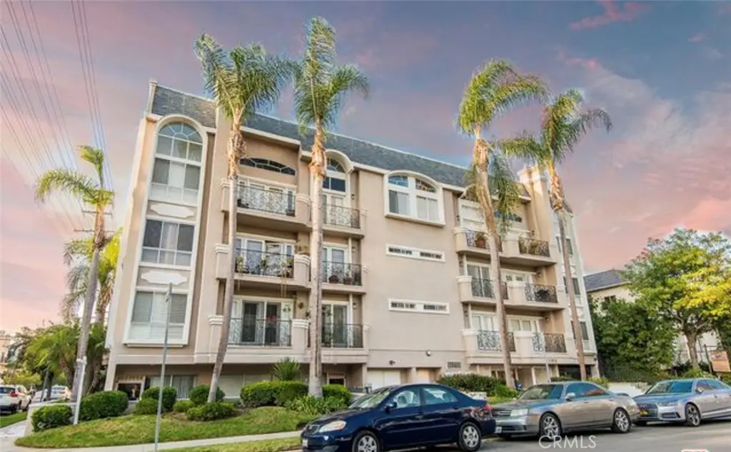11855 Goshen Avenue #101, Los Angeles, CA 90049 - Image #1