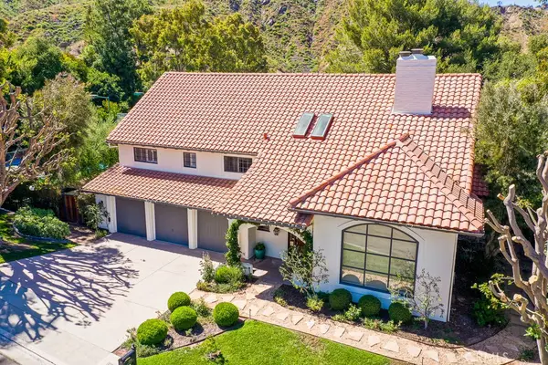 17636 Camino De Yatasto, Pacific Palisades, CA 90272