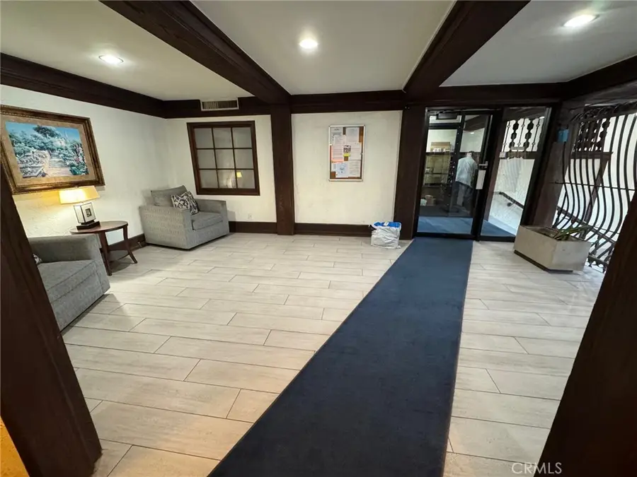 12720 Burbank #221, Valley Village, CA 91607 - Image #2