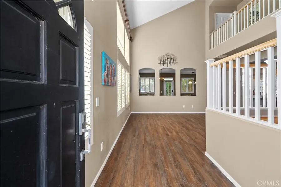 28741 Park Woodland, Saugus, CA 91390 - #3