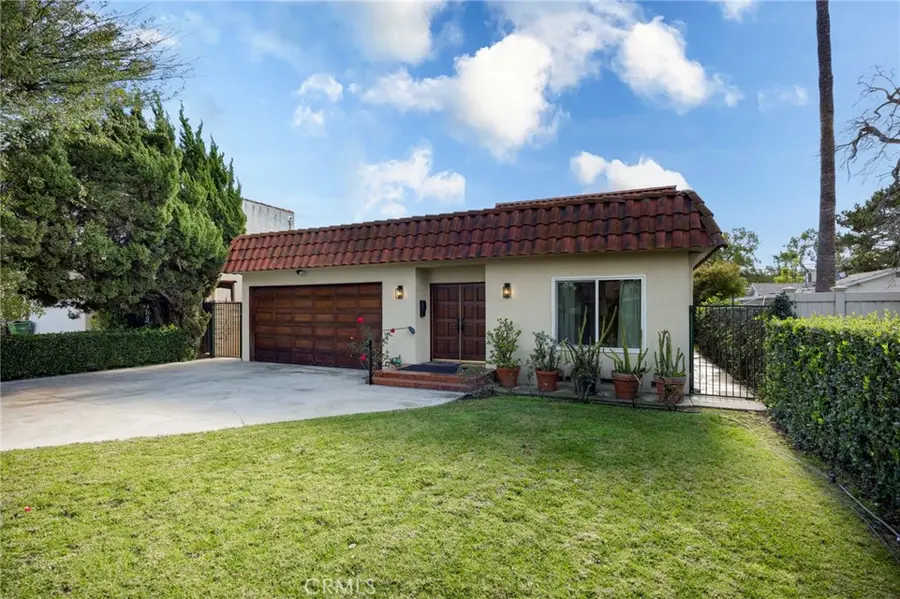 14620 Addison Street, Sherman Oaks, CA 91403 - Image #3