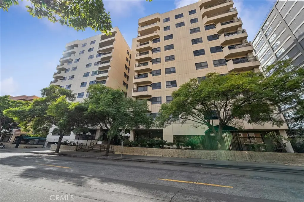 727 S Ardmore #308, Los Angeles, CA 90005 - #1