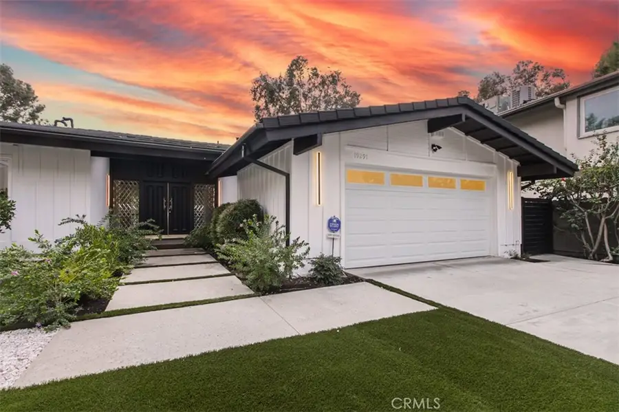 19291 Berclair Lane, Tarzana, CA 91356 - Image #2