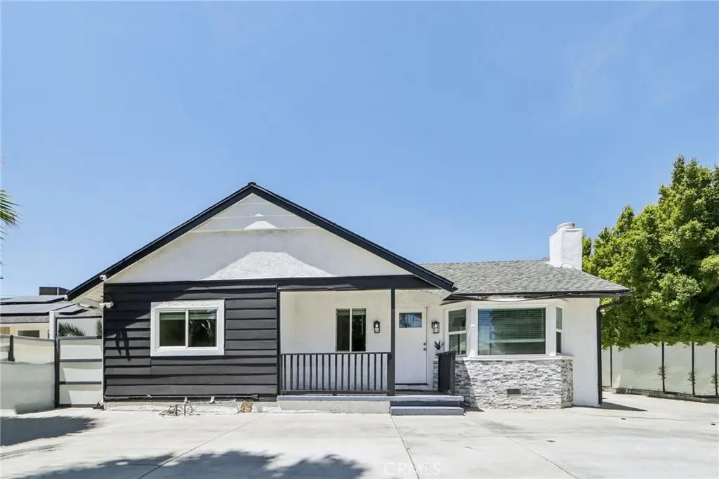 17043 Celtic Street, Granada Hills, CA 91344 - Image #1