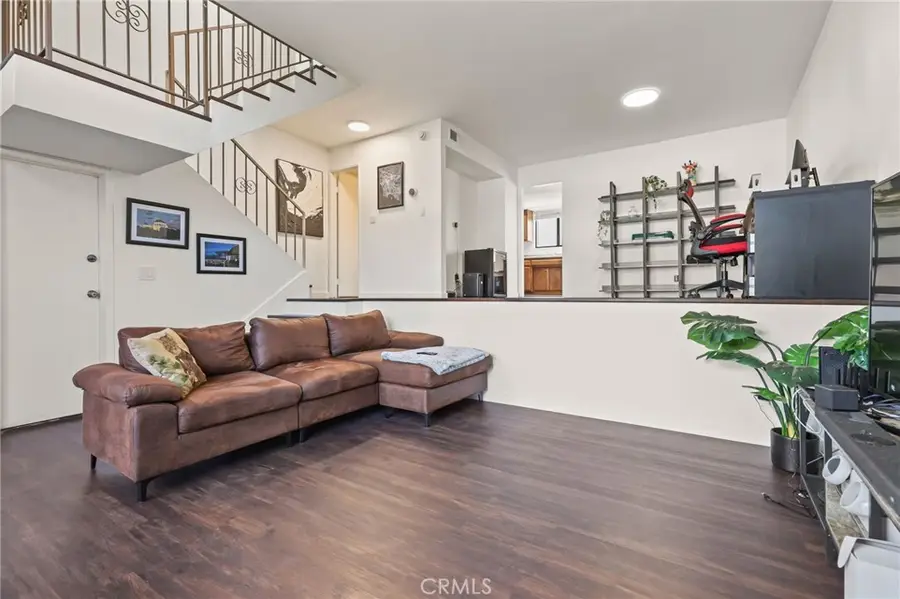 13243 Vanowen #2, North Hollywood, CA 91605 - Image #2