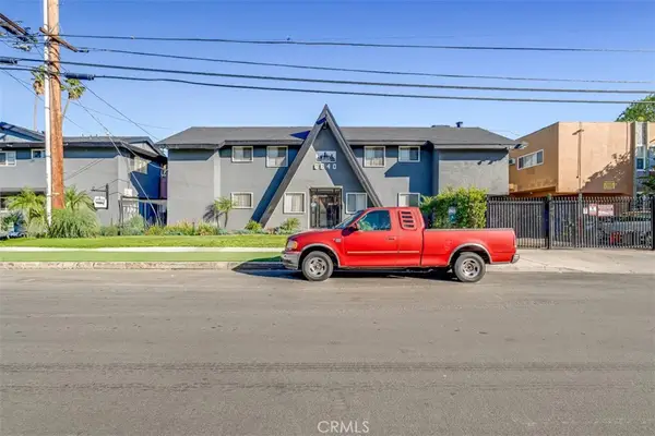 6640 Darby Avenue, Reseda, CA 91335