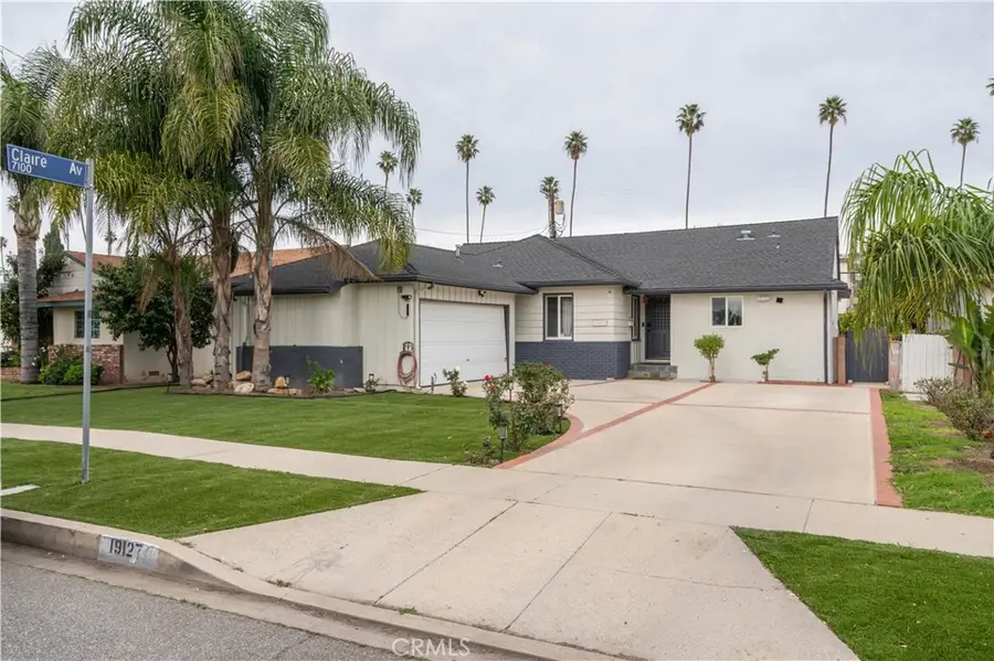 19127 Enadia Way Avenue, Reseda, CA 91335 - Image #3