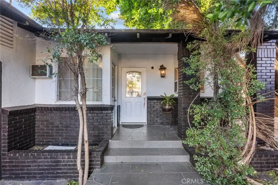 13761 Dronfield Avenue, Sylmar, CA 91342 - Image #2