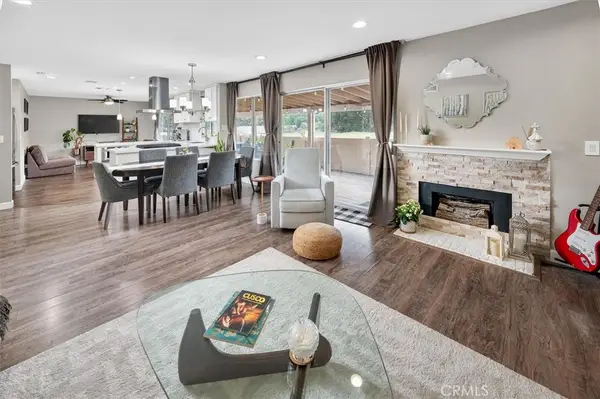 26283 Rainbow Glen, Newhall, CA 91321