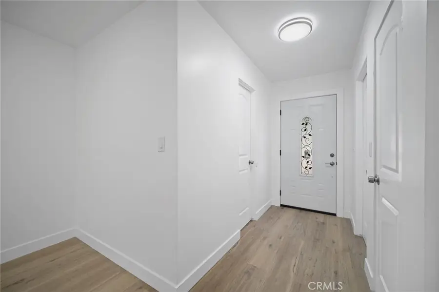 7848 Chastain Avenue, Reseda, CA 91335 - Image #3