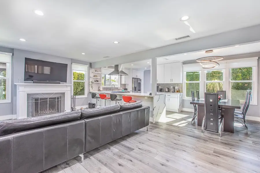 1207 Greenacre Avenue, Los Angeles, CA 90046 - #2