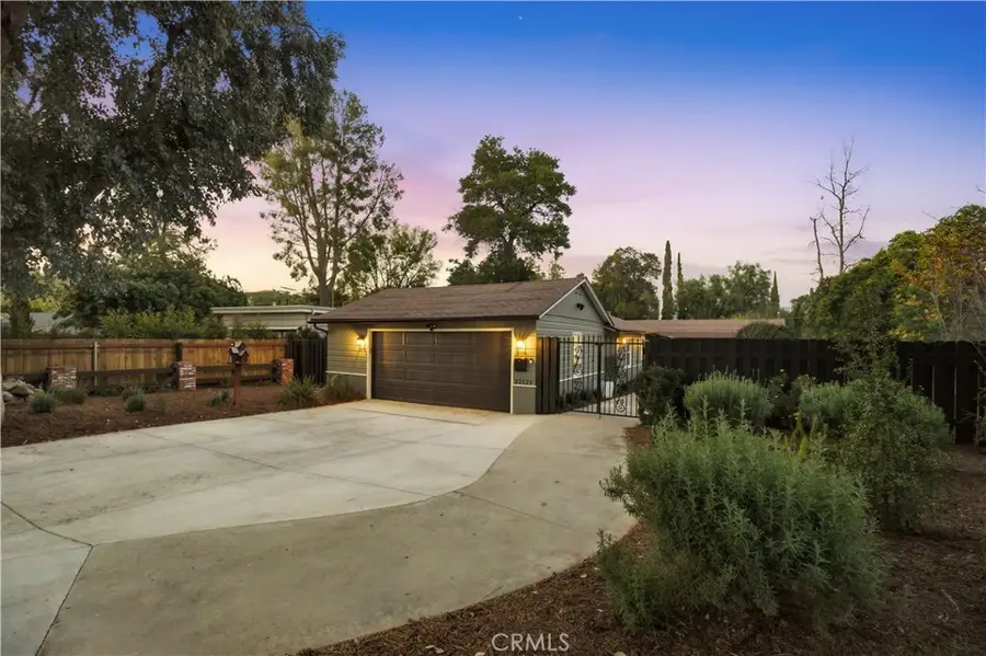 22121 Avenue Morelos, Woodland Hills, CA 91364 - #3