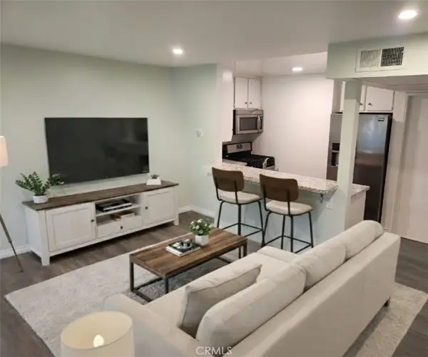 7150 Carlson Circle #65, Canoga Park, CA 91303