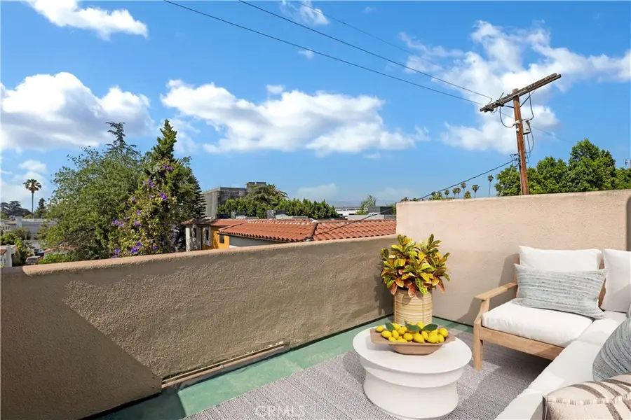 5242 Vesper #7, Sherman Oaks, CA 91411 - Image #2