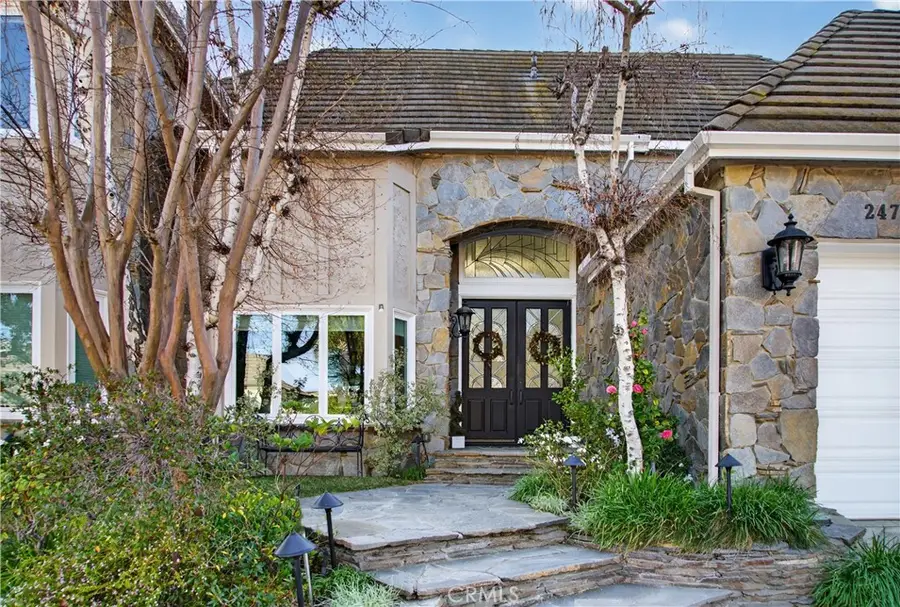 24762 Calvert Street, Woodland Hills, CA 91367 - Image #2