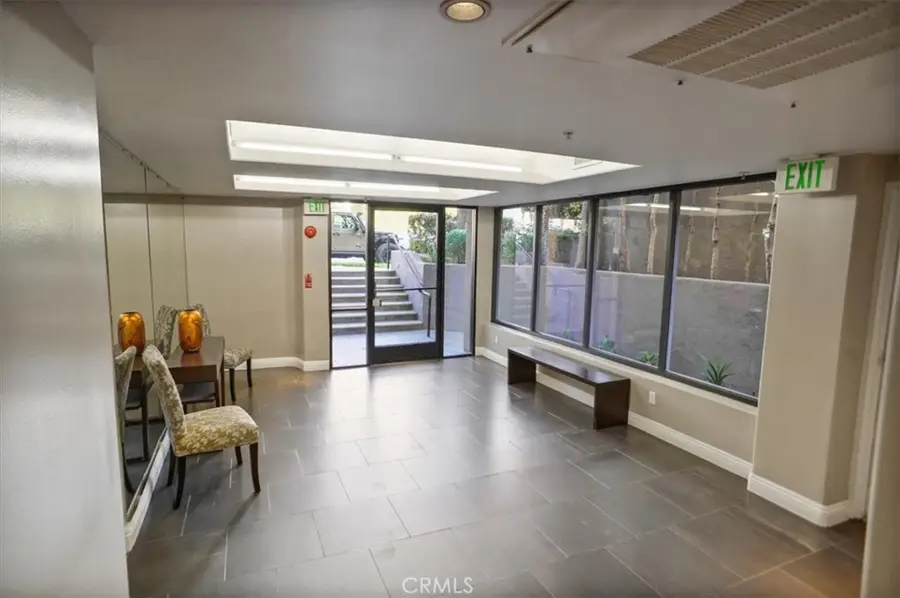 1819 Holmby Avenue #104, Los Angeles, CA 90025 - #3