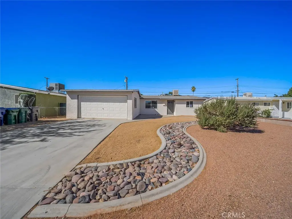 44017 Carolside, Lancaster, CA 93535 - #1