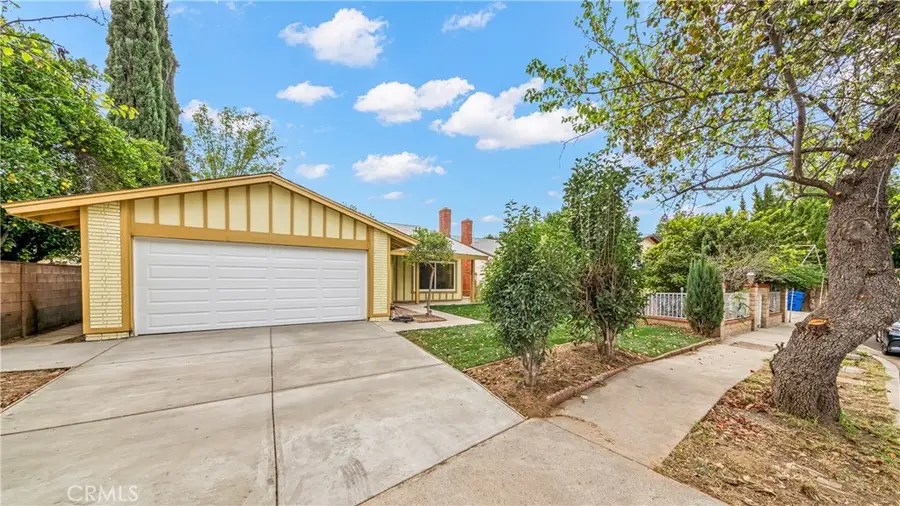 20010 Eccles Street, Winnetka, CA 91306 - #2