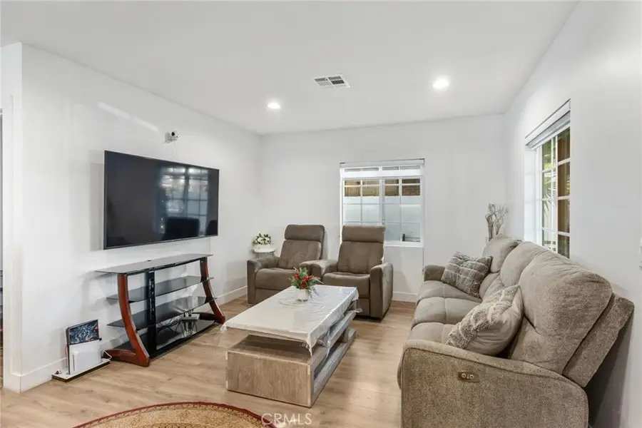 1010 Mariposa, Glendale, CA 91205 - #3