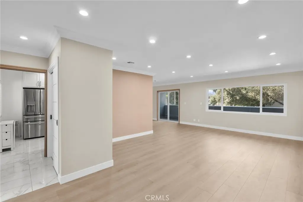 1126 N Central #101, Glendale, CA 91202 - #1