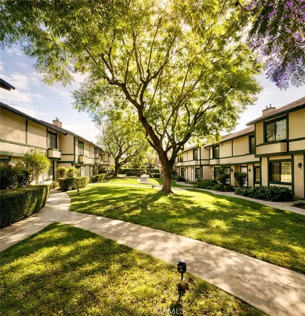 15230 Roxford Street #38, Sylmar, CA 91342