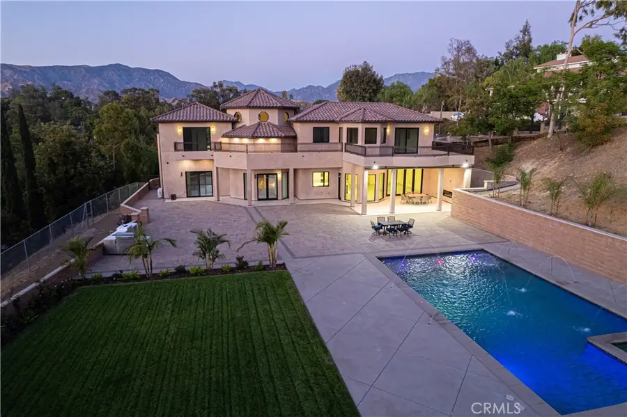 10521 Mary Bell Avenue, Shadow Hills, CA 91040 - Image #2