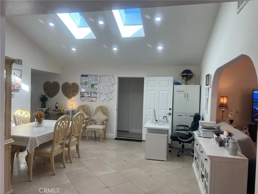 28010 Lakehurst, Canyon Country, CA 91351 - #3