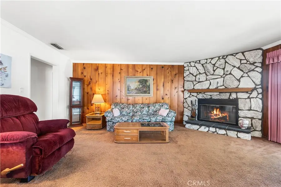 14239 Cohasset, Van Nuys, CA 91405 - Image #2