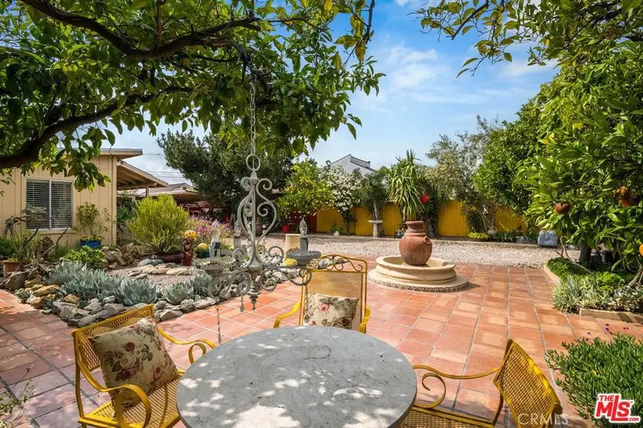 6033 Fulcher, North Hollywood, CA 91606 - #2