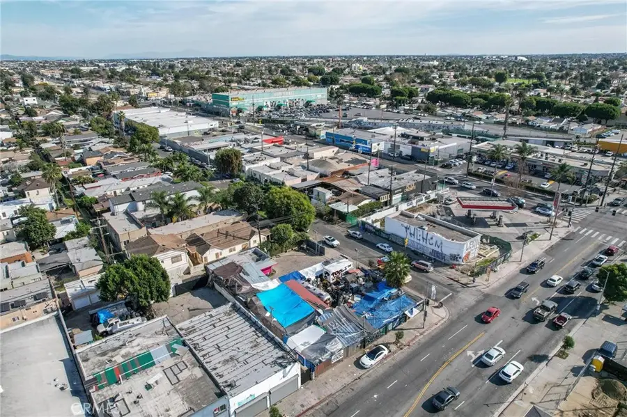 5718 S Western Avenue, Los Angeles, CA 90062 - #3