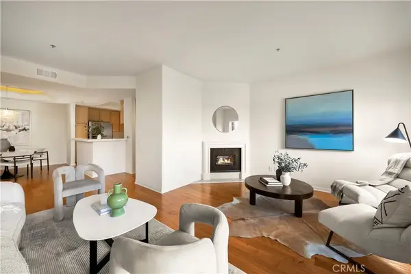 12060 Hoffman Street #103, Studio City, CA 91604