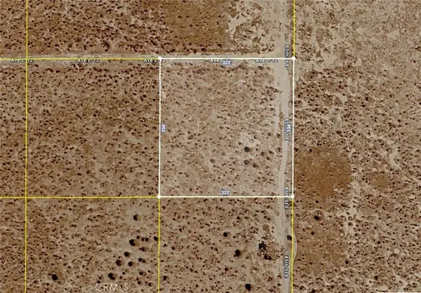 8500 E Avenue L12, Palmdale, CA 93552