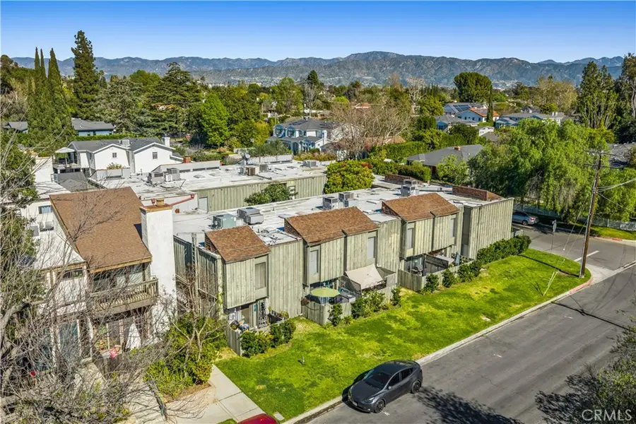 11607 Acama Street, Studio City, CA 91604 - #3