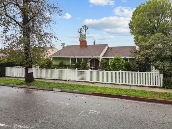 9253 Hayvenhurst Avenue, North Hills, CA 91343
