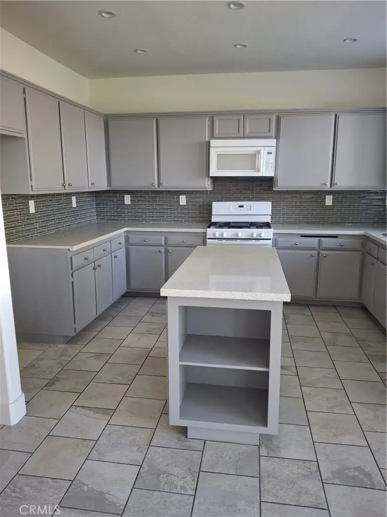 5319 Essex, Palmdale, CA 93552 - #3