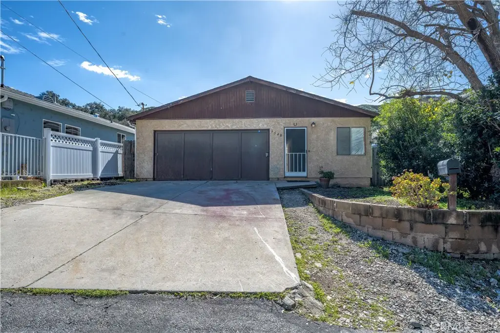 7540 Thousand Oaks Drive, Tujunga, CA 91042 - #1