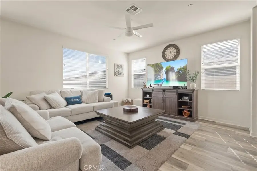 45064 43rd W, Lancaster, CA 93536 - #3