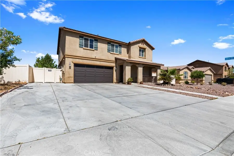 38113 Versailles, Palmdale, CA 93552 - #2