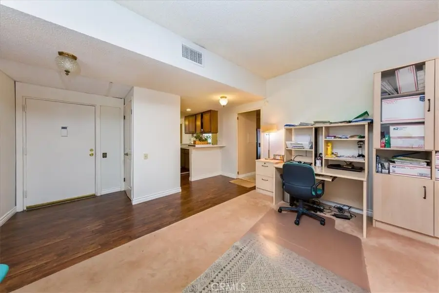 5310 Zelzah Unit 114, Encino, CA 91316 - #3