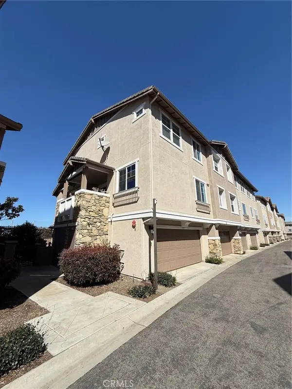 3037 Cole Grade, Santee, CA 92071