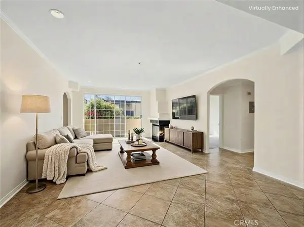 10824 Bloomfield #108, Toluca Lake, CA 91602