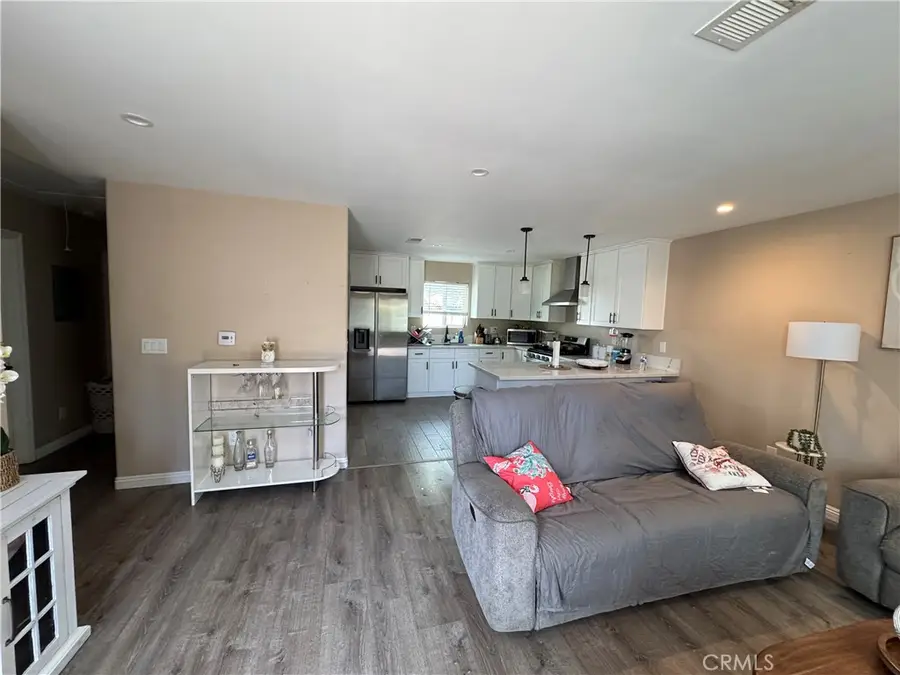 15057 Paddock, Sylmar, CA 91342 - #3