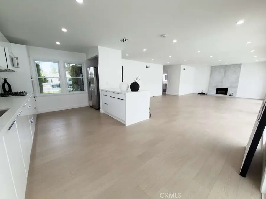 7435 Lena, West Hills, CA 91307 - #3