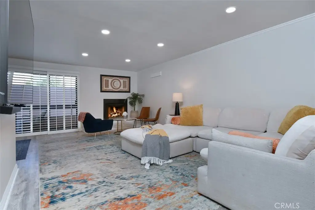 11911 Magnolia Boulevard #16, Valley Village, CA 91607 - #1