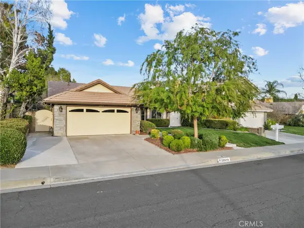 22619 Oxford, Saugus, CA 91350